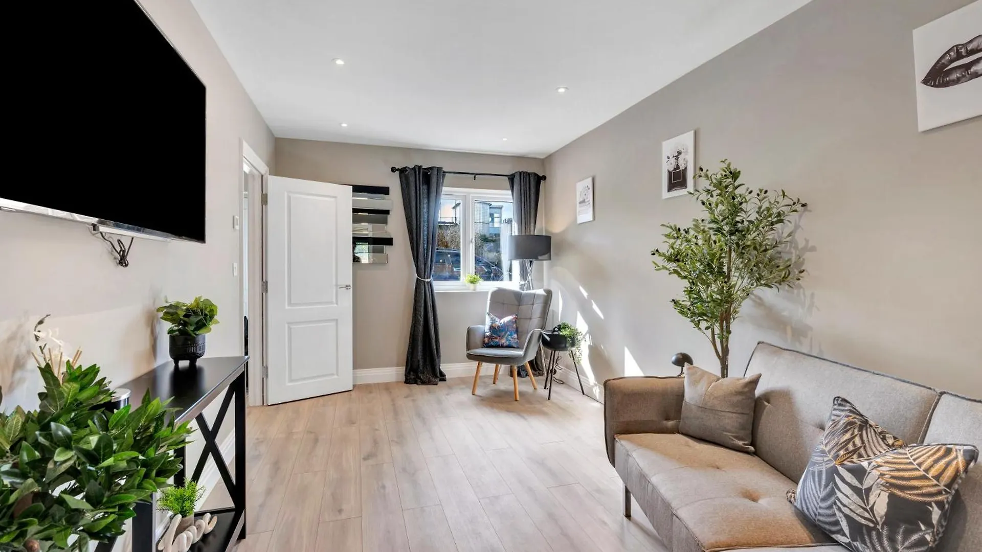 Holiday home Travard At Heathrow 384 Harmondsworth